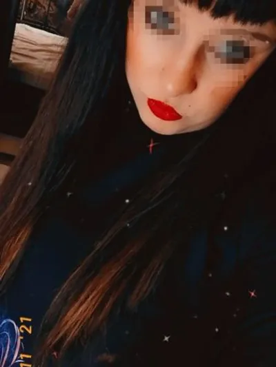 Тиара, 22 года